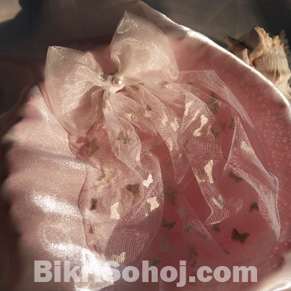 চুলের বো ক্লিপ